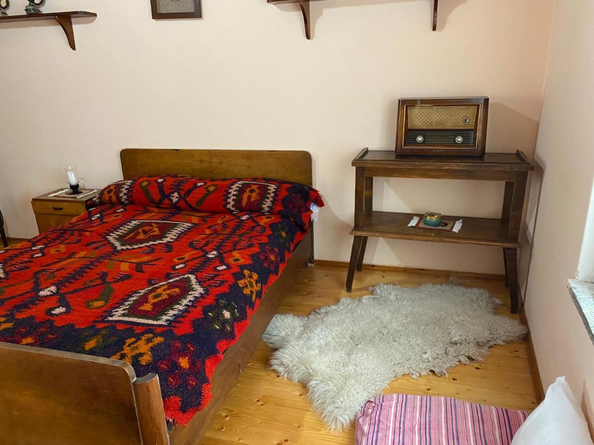 Llulla Quarto em Acomodações Particulares Krujë
