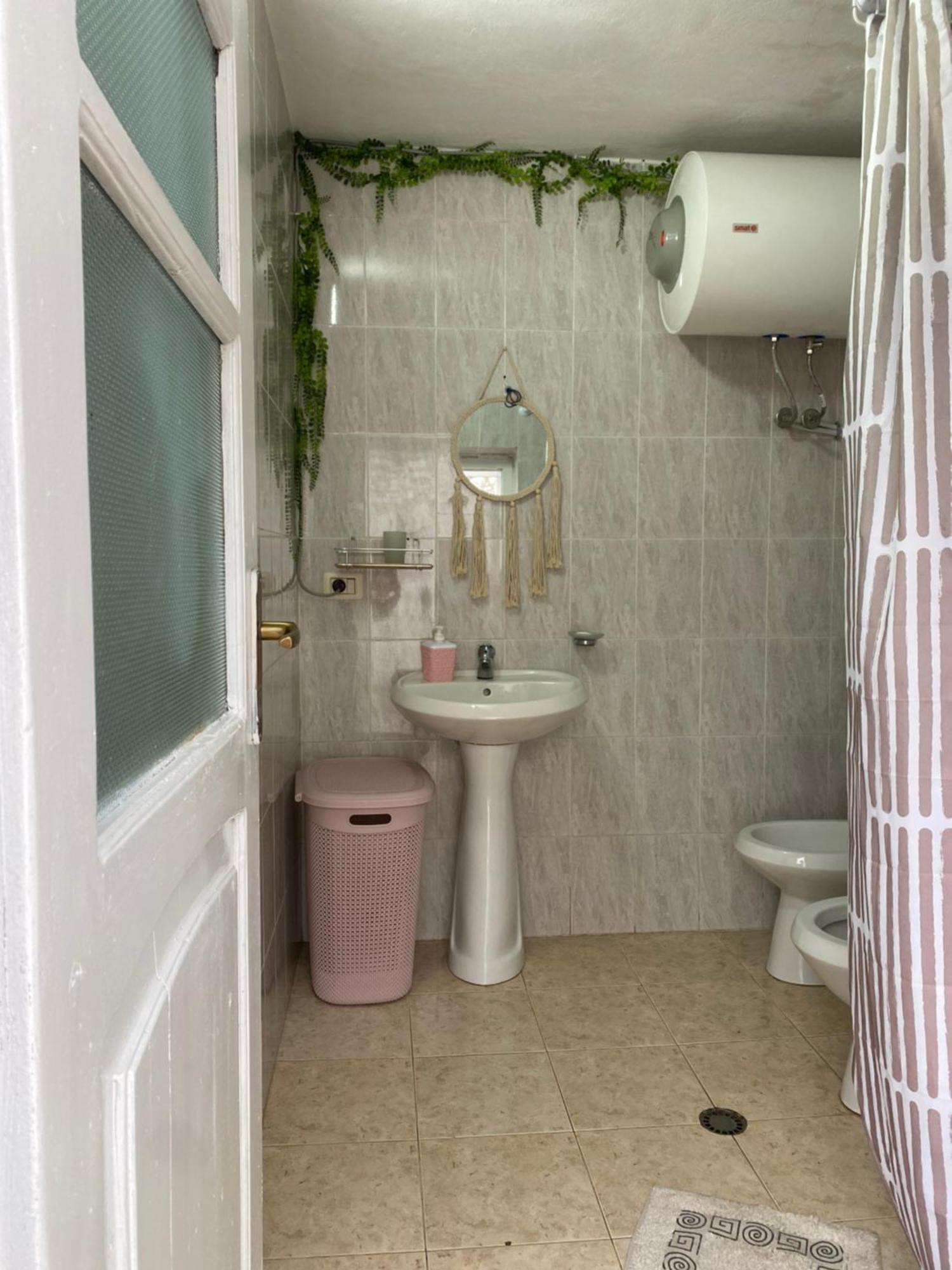 Llulla Quarto em Acomodações Particulares *